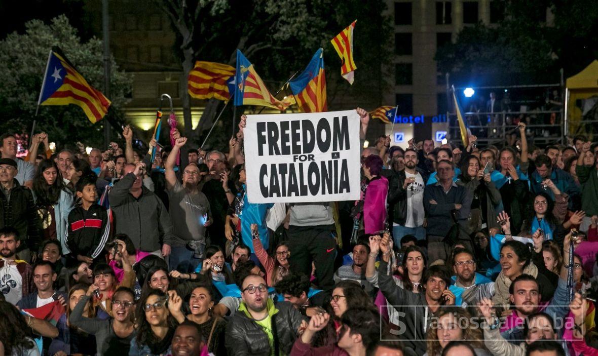 katalonija_referendum_EPA (5).jpg - undefined